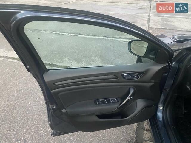 Сірий Рено Меган, об'ємом двигуна 1.46 л та пробігом 235 тис. км за 12000 $, фото 33 на Automoto.ua