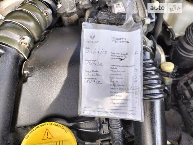 Серый Рено Меган, объемом двигателя 1.5 л и пробегом 190 тыс. км за 12888 $, фото 2 на Automoto.ua