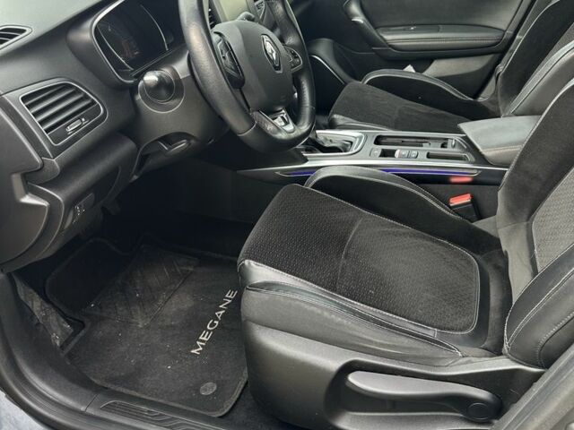 Рено Меган 2017 в Дрогобыче на Automoto.ua Серый Рено Меган, объемом двигателя 1.5 л и пробегом 190 тыс. км за 12600 $, фото 4 на Automoto.ua
