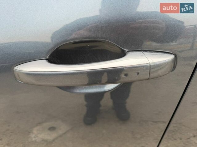 Серый Рено Меган, объемом двигателя 1.46 л и пробегом 174 тыс. км за 13790 $, фото 12 на Automoto.ua