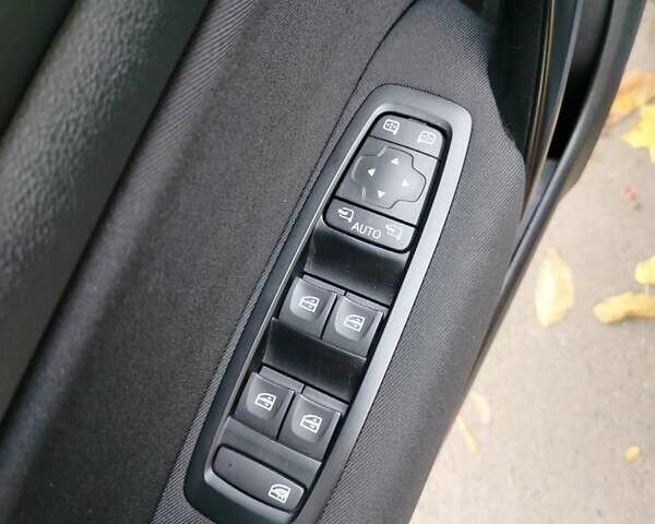 Рено Меган 2017 в Одессе на Automoto.ua Серый Рено Меган, объемом двигателя 1.2 л и пробегом 79 тыс. км за 13000 $, фото 18 на Automoto.ua