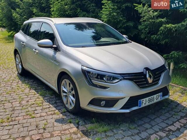 Серый Рено Меган, объемом двигателя 1.5 л и пробегом 215 тыс. км за 13499 $, фото 12 на Automoto.ua