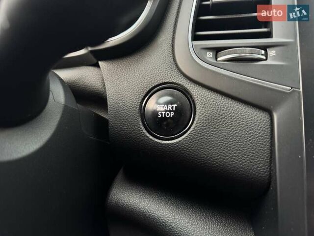 Серый Рено Меган, объемом двигателя 1.46 л и пробегом 221 тыс. км за 12900 $, фото 15 на Automoto.ua