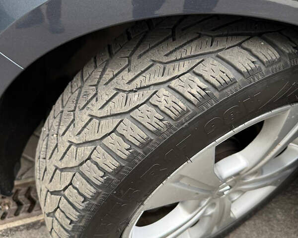 Сірий Рено Меган, об'ємом двигуна 1.46 л та пробігом 230 тис. км за 12500 $, фото 37 на Automoto.ua