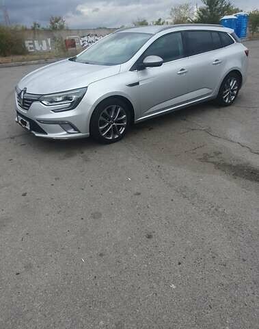 Рено Меган 2017 у Запоріжжя на Automoto.ua Сірий Рено Меган, об'ємом двигуна 1.46 л та пробігом 165 тис. км за 14500 $, фото 3 на Automoto.ua