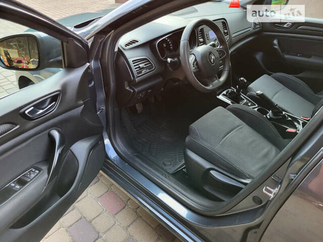 Серый Рено Меган, объемом двигателя 1.6 л и пробегом 265 тыс. км за 12500 $, фото 18 на Automoto.ua