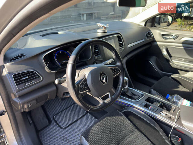 Рено Меган 2017 у Миколаєві на Automoto.ua Сірий Рено Меган, об'ємом двигуна 1.46 л та пробігом 260 тис. км за 13000 $, фото 7 на Automoto.ua