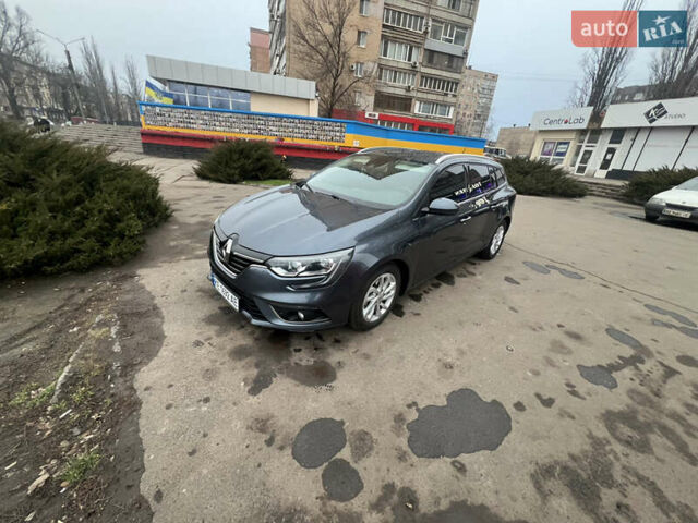 Серый Рено Меган, объемом двигателя 1.46 л и пробегом 189 тыс. км за 13200 $, фото 8 на Automoto.ua