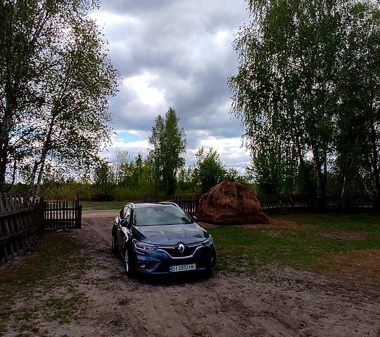 Серый Рено Меган, объемом двигателя 1.5 л и пробегом 250 тыс. км за 13200 $, фото 4 на Automoto.ua