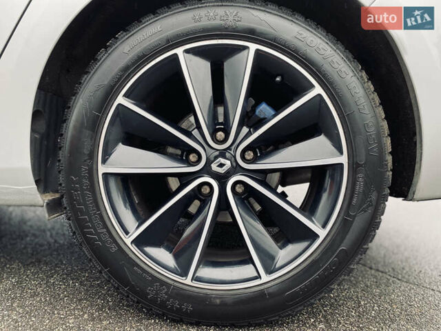 Сірий Рено Меган, об'ємом двигуна 1.46 л та пробігом 198 тис. км за 12600 $, фото 31 на Automoto.ua