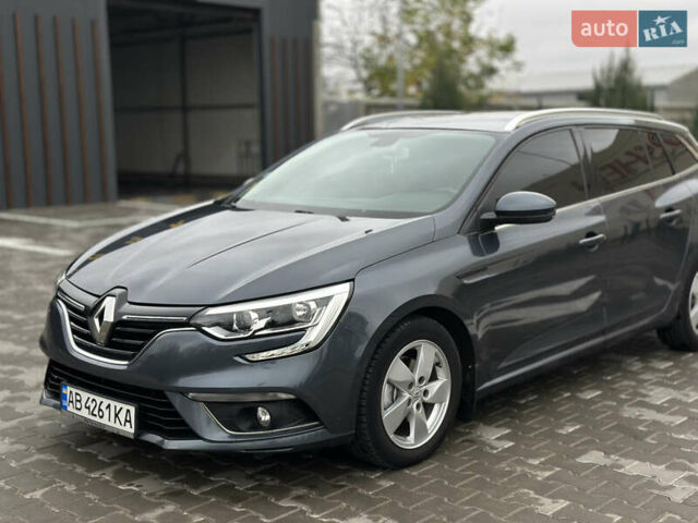 Рено Меган 2017 у Вінниці на Automoto.ua Сірий Рено Меган, об'ємом двигуна 1.46 л та пробігом 255 тис. км за 11500 $, фото 2 на Automoto.ua