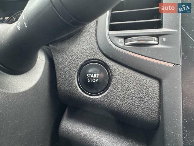 Сірий Рено Меган, об'ємом двигуна 1.5 л та пробігом 232 тис. км за 11490 $, фото 20 на Automoto.ua