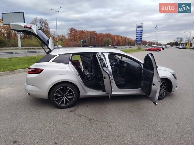 Сірий Рено Меган, об'ємом двигуна 1.46 л та пробігом 198 тис. км за 12588 $, фото 28 на Automoto.ua