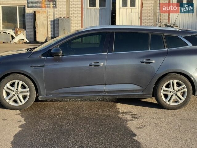 Серый Рено Меган, объемом двигателя 1.46 л и пробегом 208 тыс. км за 12000 $, фото 2 на Automoto.ua