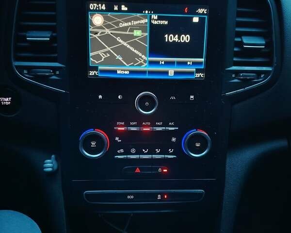 Сірий Рено Меган, об'ємом двигуна 1.46 л та пробігом 199 тис. км за 11999 $, фото 17 на Automoto.ua