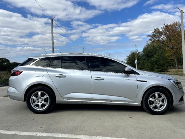 Серый Рено Меган, объемом двигателя 1.5 л и пробегом 202 тыс. км за 11899 $, фото 6 на Automoto.ua