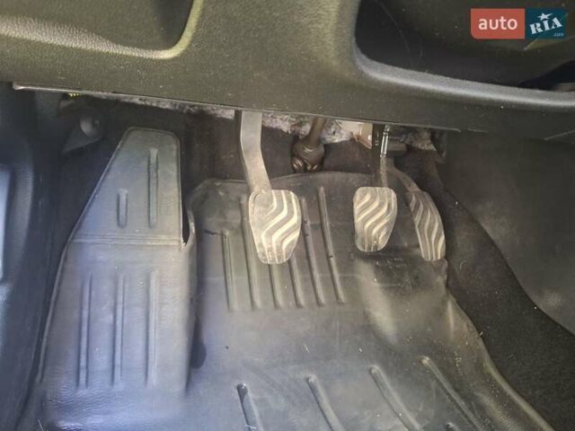 Серый Рено Меган, объемом двигателя 1.5 л и пробегом 270 тыс. км за 13700 $, фото 29 на Automoto.ua