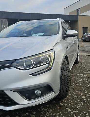 Серый Рено Меган, объемом двигателя 1.5 л и пробегом 290 тыс. км за 11700 $, фото 31 на Automoto.ua