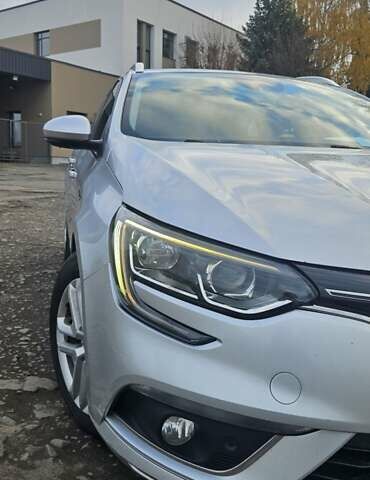 Серый Рено Меган, объемом двигателя 1.5 л и пробегом 290 тыс. км за 11700 $, фото 29 на Automoto.ua