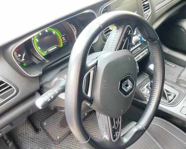 Рено Меган 2017 в Одессе на Automoto.ua Серый Рено Меган, объемом двигателя 1.2 л и пробегом 79 тыс. км за 13000 $, фото 14 на Automoto.ua