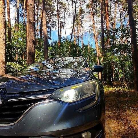 Серый Рено Меган, объемом двигателя 1.5 л и пробегом 250 тыс. км за 13200 $, фото 4 на Automoto.ua