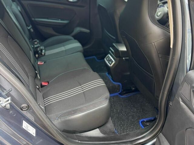 Серый Рено Меган, объемом двигателя 1.6 л и пробегом 239 тыс. км за 12500 $, фото 4 на Automoto.ua
