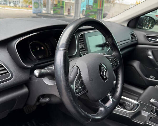 Сірий Рено Меган, об'ємом двигуна 1.46 л та пробігом 230 тис. км за 12500 $, фото 24 на Automoto.ua