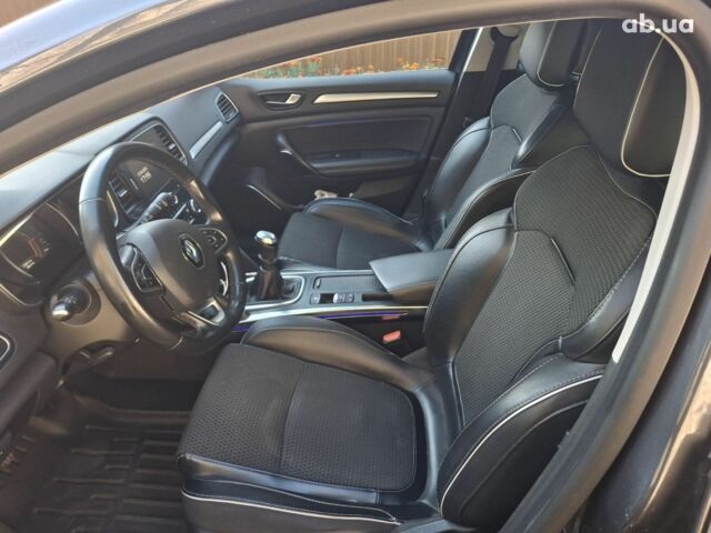 Серый Рено Меган, объемом двигателя 1.5 л и пробегом 270 тыс. км за 13500 $, фото 2 на Automoto.ua