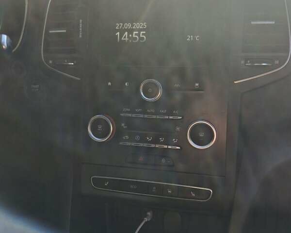 Серый Рено Меган, объемом двигателя 1.5 л и пробегом 270 тыс. км за 13700 $, фото 24 на Automoto.ua