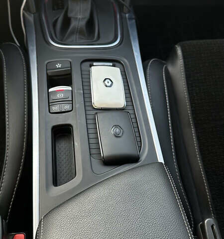 Серый Рено Меган, объемом двигателя 1.46 л и пробегом 204 тыс. км за 13500 $, фото 33 на Automoto.ua