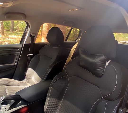 Серый Рено Меган, объемом двигателя 1.5 л и пробегом 250 тыс. км за 13600 $, фото 4 на Automoto.ua