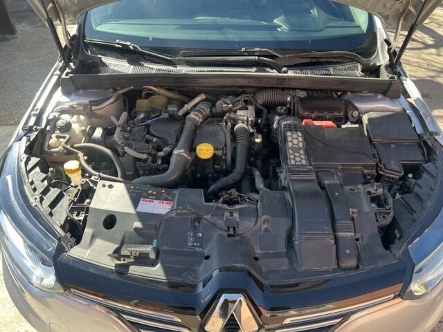 Серый Рено Меган, объемом двигателя 1.5 л и пробегом 210 тыс. км за 13950 $, фото 12 на Automoto.ua