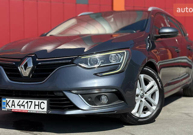 Серый Рено Меган, объемом двигателя 1.5 л и пробегом 182 тыс. км за 13100 $, фото 5 на Automoto.ua