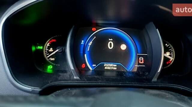 Сірий Рено Меган, об'ємом двигуна 1.46 л та пробігом 212 тис. км за 12500 $, фото 10 на Automoto.ua