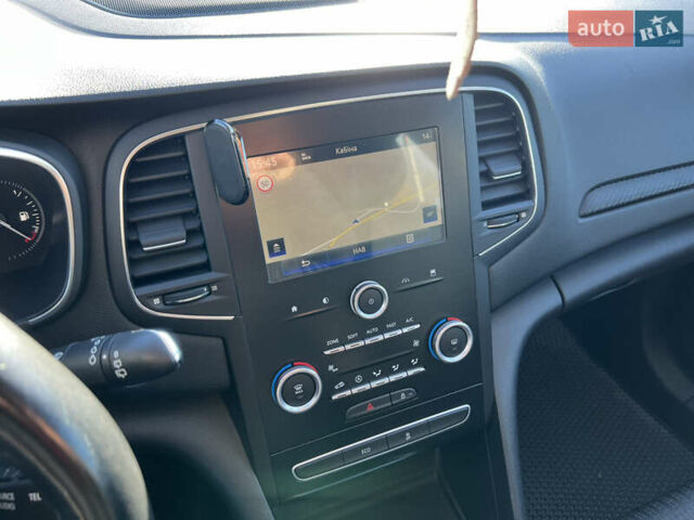 Сірий Рено Меган, об'ємом двигуна 1.46 л та пробігом 228 тис. км за 10700 $, фото 35 на Automoto.ua