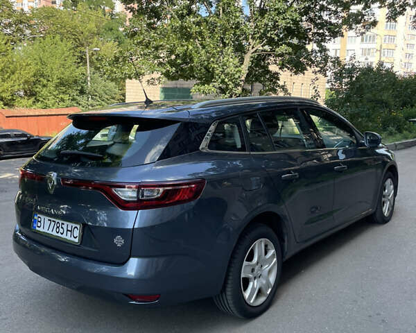 Рено Меган 2017 у Києві на Automoto.ua Сірий Рено Меган, об'ємом двигуна 1.5 л та пробігом 237 тис. км за 11000 $, фото 6 на Automoto.ua