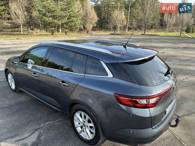 Серый Рено Меган, объемом двигателя 1.5 л и пробегом 210 тыс. км за 12400 $, фото 4 на Automoto.ua