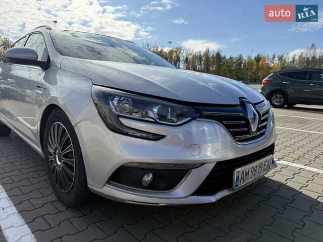 Рено Меган 2017 в Софіївська Борщагівка на Automoto.ua Серый Рено Меган, объемом двигателя 1.5 л и пробегом 230 тыс. км за 11500 $, фото 1 на Automoto.ua