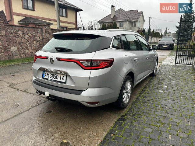 Серый Рено Меган, объемом двигателя 1.6 л и пробегом 181 тыс. км за 14200 $, фото 3 на Automoto.ua