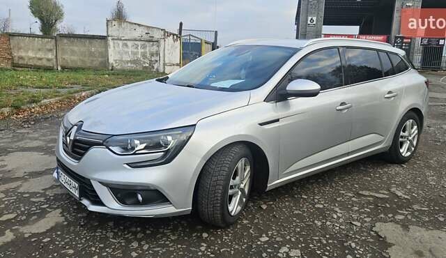 Серый Рено Меган, объемом двигателя 1.5 л и пробегом 290 тыс. км за 11700 $, фото 9 на Automoto.ua