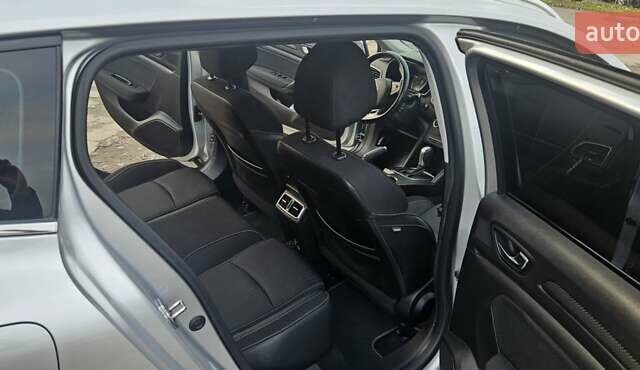 Серый Рено Меган, объемом двигателя 1.5 л и пробегом 290 тыс. км за 11700 $, фото 34 на Automoto.ua