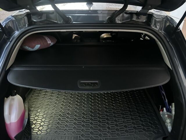 Серый Рено Меган, объемом двигателя 1.5 л и пробегом 170 тыс. км за 13900 $, фото 7 на Automoto.ua