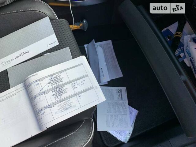 Серый Рено Меган, объемом двигателя 1.5 л и пробегом 236 тыс. км за 15100 $, фото 47 на Automoto.ua