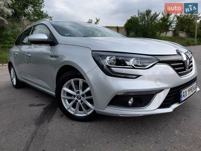 Серый Рено Меган, объемом двигателя 1.46 л и пробегом 230 тыс. км за 14300 $, фото 5 на Automoto.ua