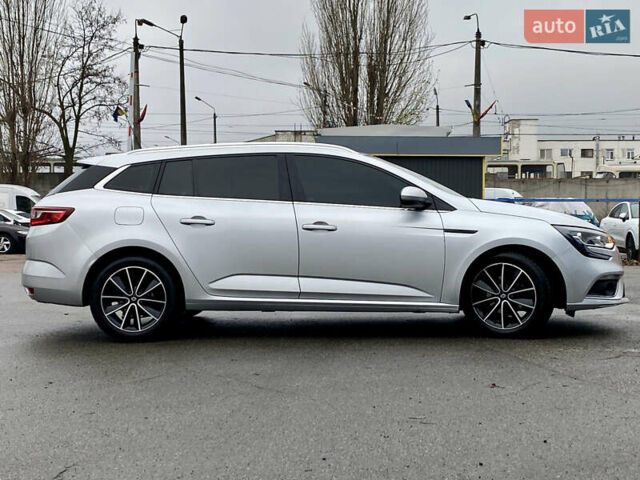 Сірий Рено Меган, об'ємом двигуна 1.46 л та пробігом 198 тис. км за 12600 $, фото 3 на Automoto.ua