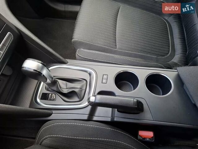 Серый Рено Меган, объемом двигателя 1.5 л и пробегом 224 тыс. км за 12900 $, фото 18 на Automoto.ua