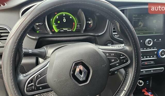 Сірий Рено Меган, об'ємом двигуна 1.5 л та пробігом 197 тис. км за 13000 $, фото 24 на Automoto.ua