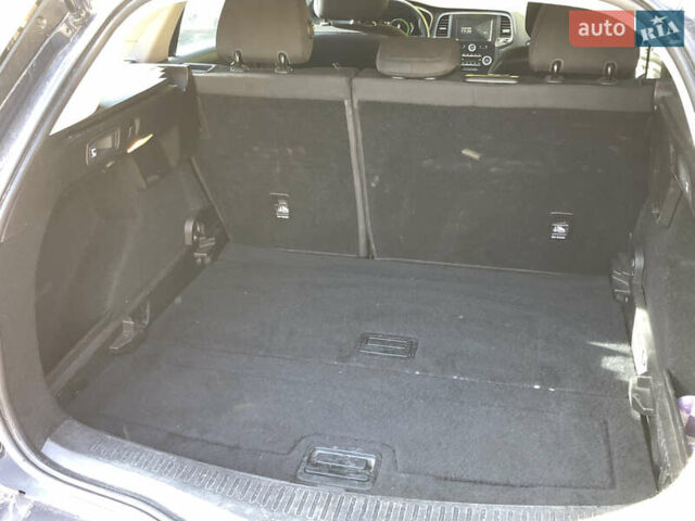 Сірий Рено Меган, об'ємом двигуна 1.46 л та пробігом 241 тис. км за 12000 $, фото 12 на Automoto.ua
