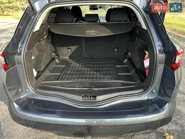 Серый Рено Меган, объемом двигателя 1.5 л и пробегом 210 тыс. км за 12400 $, фото 23 на Automoto.ua