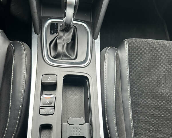 Сірий Рено Меган, об'ємом двигуна 1.46 л та пробігом 190 тис. км за 12600 $, фото 18 на Automoto.ua